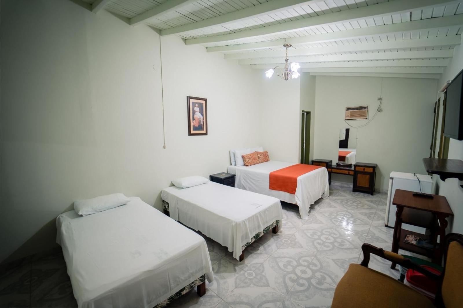 Hosteria De La Plaza Menor Santa Fe de Antioquia Kültér fotó