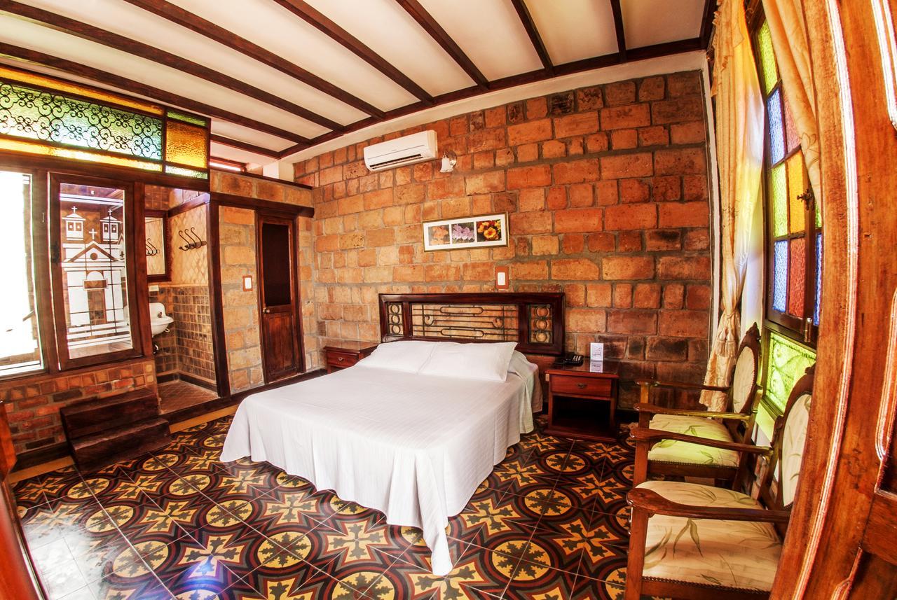 Hosteria De La Plaza Menor Santa Fe de Antioquia Kültér fotó